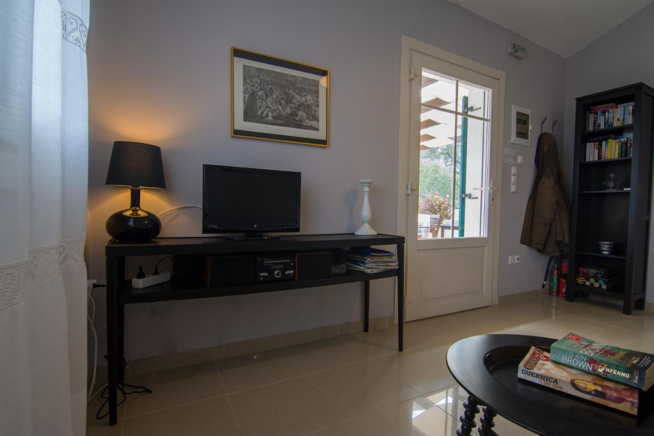 Villa Elaia Suites & Apartments No.1 盖奥斯 外观 照片